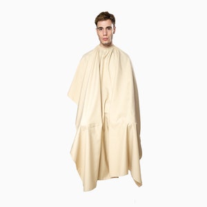 Capa de peluquería beige: bata impermeable para cortar el pelo (130 x 140 cm)