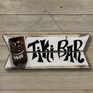 Tiki Bar Sign with Tiki Totem Rustic Wood Wall Decor Coastal Patio Luau Party Sign Outdoor Tropical Tiki Bar Decor for Porch or Deck