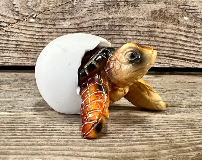 Miniature Polyresin Hatchling Brown Sea Turtle Figurine