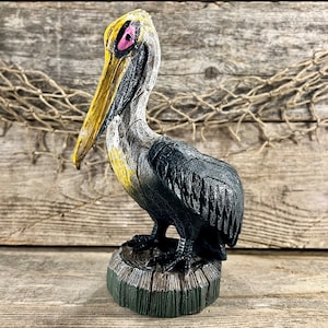 Wood-Look Resin Pelican Statue Hand-Painted Coastal Tabletop Decor Nautical Beach House Accent Gift for Ocean Lovers