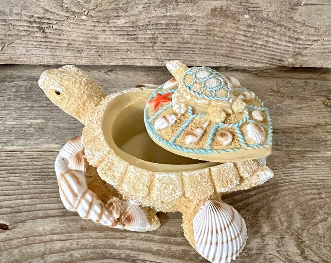 Sand and Seashells Resin Sea Turtle Mother with Baby Keeper Box with Starfish and Blue Nautical Net Shell Lid