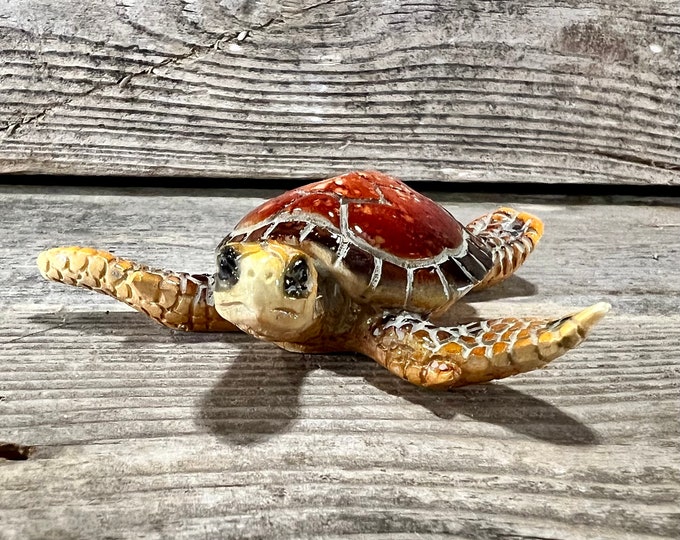 Miniature Baby Sea Turtle Figurine Brown Watercolor Shell Polyresin Sea Life Decor Beach House Gift Turtle Lovers Collectible