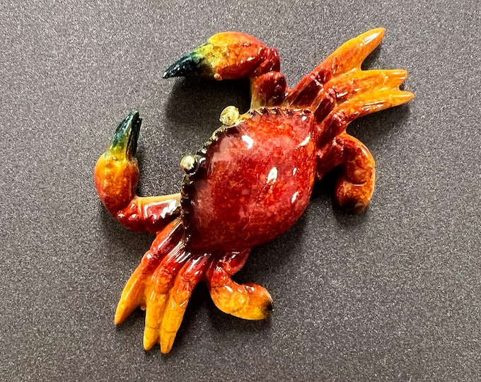 Polyresin Florida Rock Blue Crab Figurine and Decorative Refrigerator Magnet