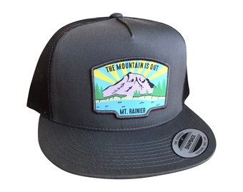 Gorra de camionero para adulto "La montaña está fuera"