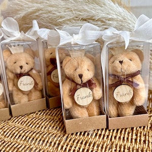 ボヘミアンテディベアの記念品、ボヘミアンのぬいぐるみの茶色のテディベアのキーチェーン、カスタムテディベアのベビーシャワー、ベアリーの1歳の誕生日、ベアリーにありがとう
