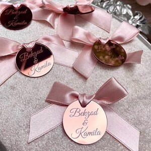Rose Gold Acryl Spiegel Tags, Schriftzug Name Logo, personalisiertes Geschenk, Empfang Token, Valentinstag Tag Tag, Babypartygeschenke, Kuchen Charme