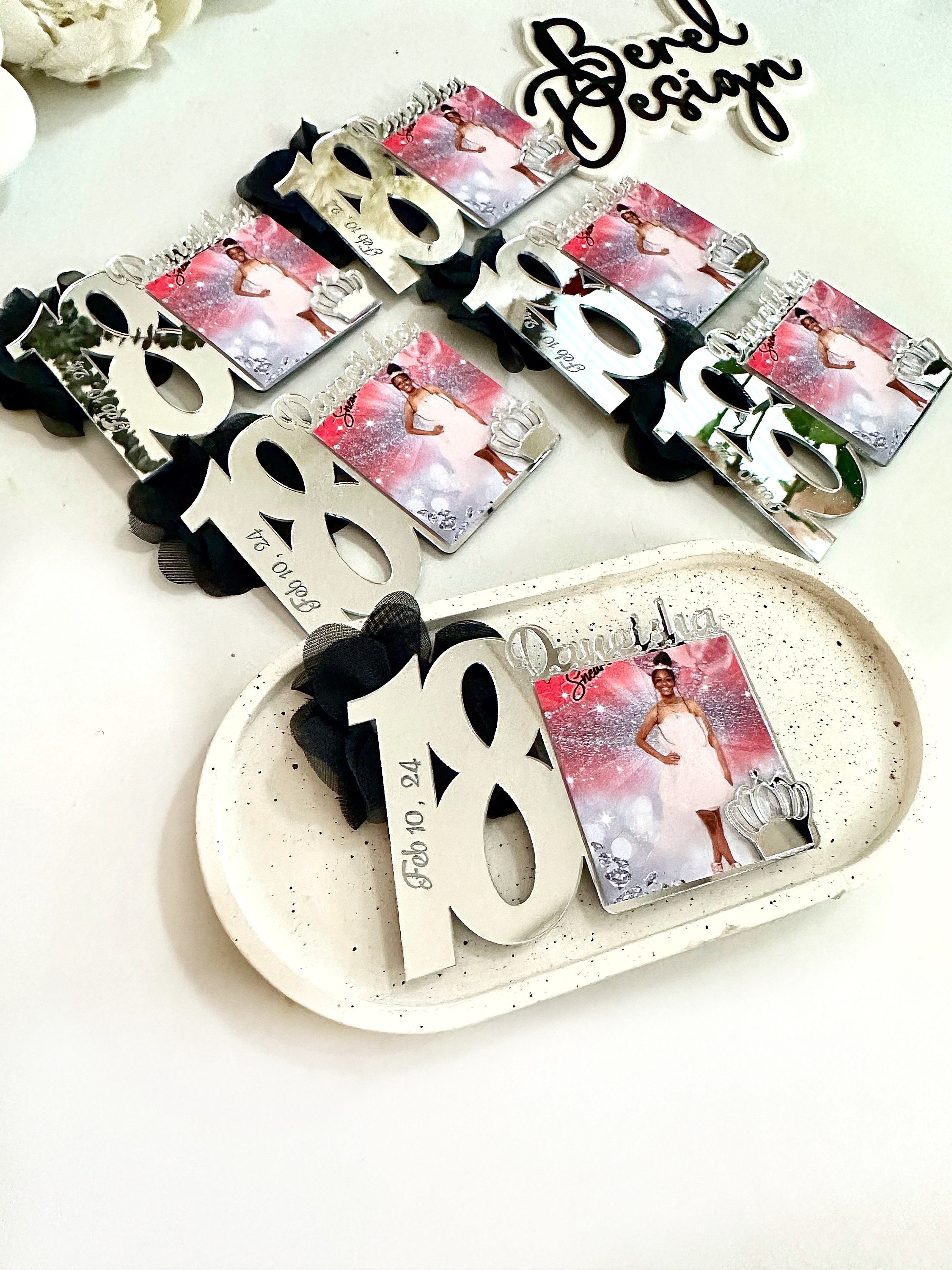 Custom Silver Sweet 18 Photo Magnets, Sweet 18th Birthday Favors, 18th Party Gift, Sweet 18 Frames, Birthday Party Gift, Quinceañera Gift