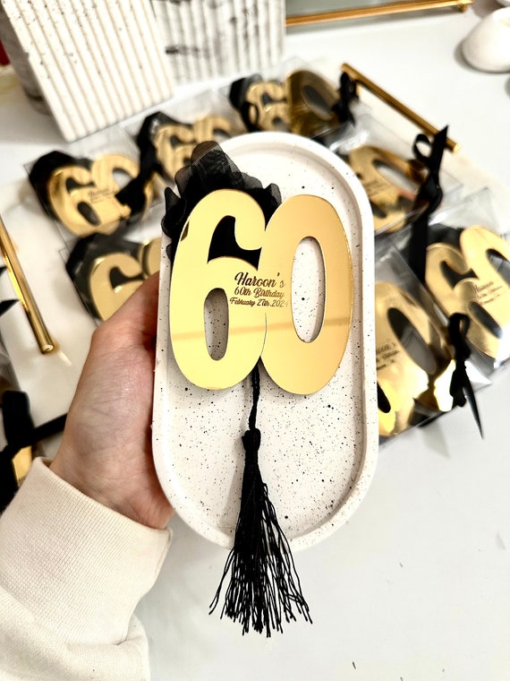 Corona Per 60 Anni Donna - Fascia Brillantata Con Scritte Iridescenti, Regolabile, Per Feste - Foto 13