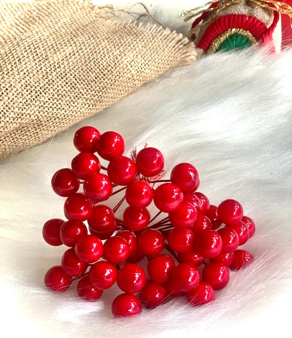 DIY Christmas Decor, Red Holly Berry Stem 100 Pcs, Christmas Tree Decor,  Christmas Ornament, Faux Red Berry, Artificial Berry, Wreath Supply 