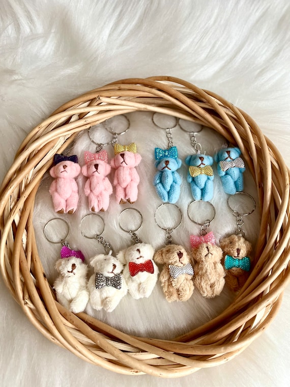 Mini portachiavi in peluche con orsacchiotto, 4 cm, possiamo aspettare con  pazienza, grazie mille Beary, portachiavi per baby shower con orsacchiotto,  bomboniere per feste di compleanno -  Italia