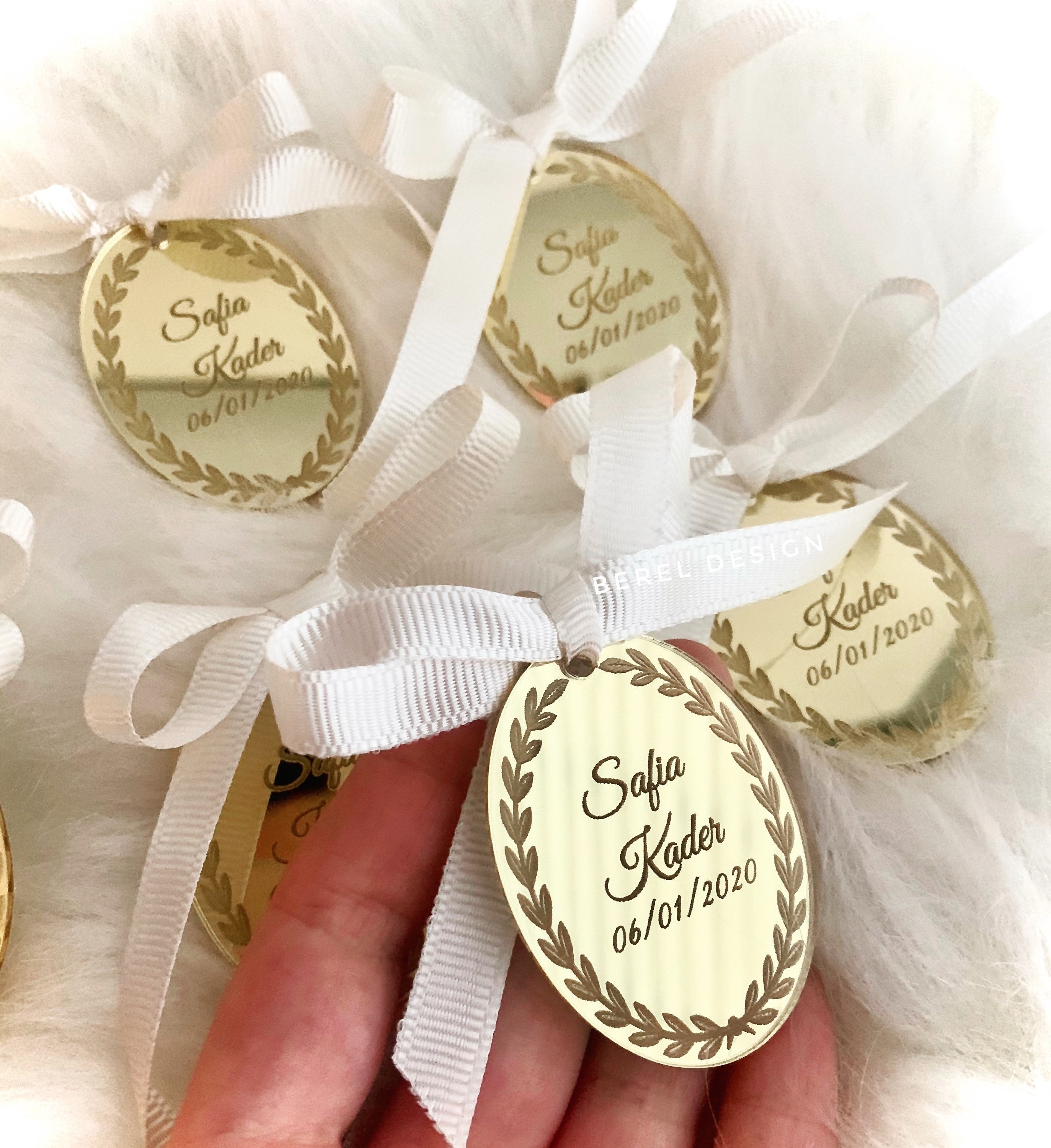 Custom Mirror Tags with Bow, Bridesmaid Gifts, Personalized Acrylic Tags, Reception Token for Wedding, Baby Shower Tags, Baby Welcoming Tags