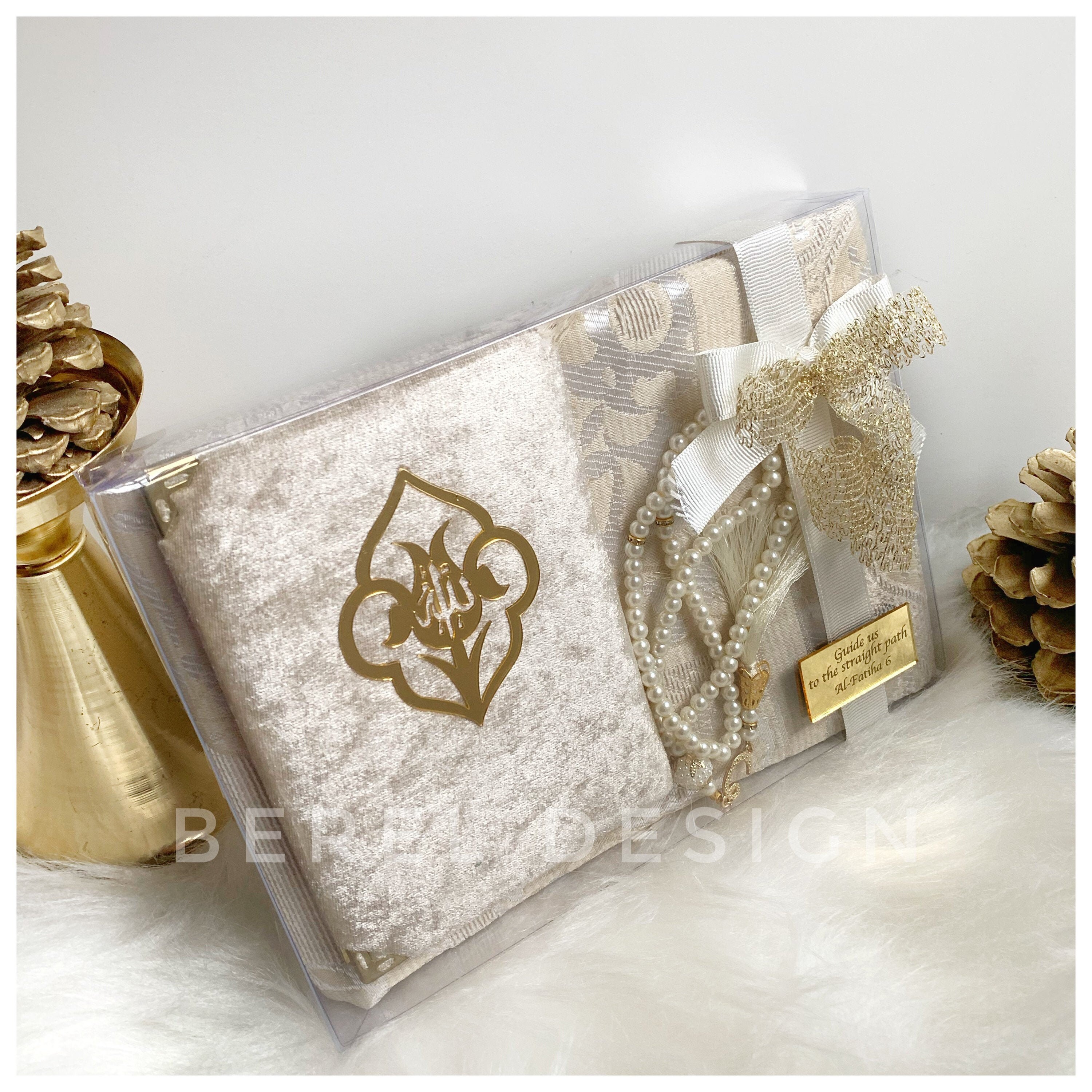 Islamic Gift Set Prayer Mat Velvet Yaseen Book Prayer Rug Etsy