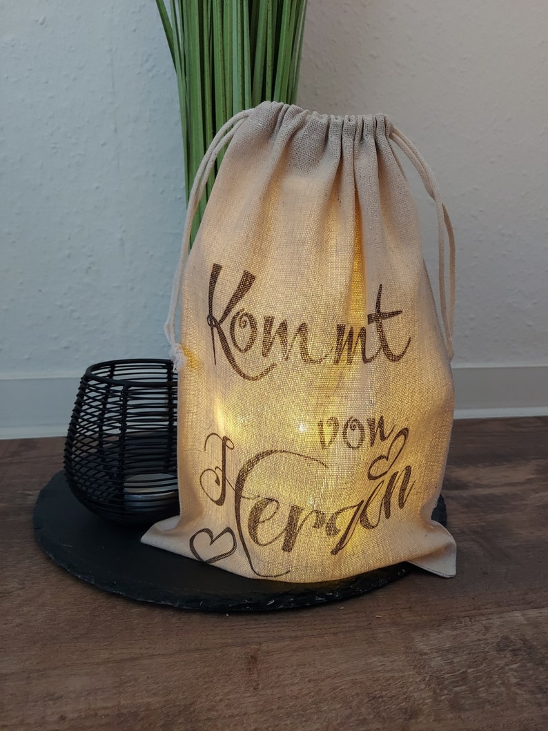 Lichtflasche Leuchtflasche Dekoflasche Dekoration mit Spruch Cousine Kindheit Geschwister Familie Geburtstag mit Geschenkbeutel Bild 6