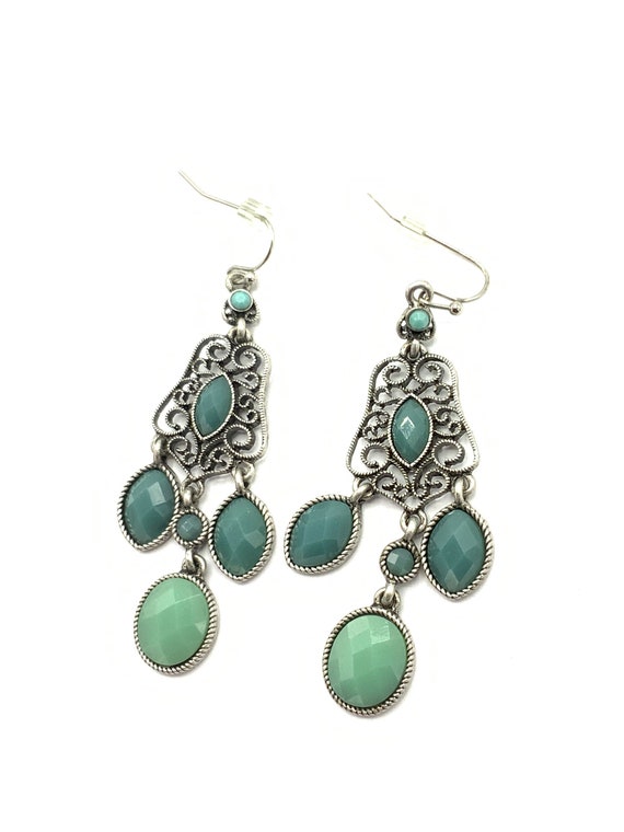 Gorgeous collectible and vintage Nickel,Aqua and g