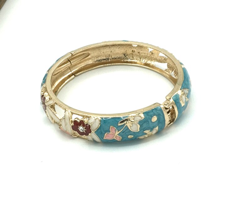 Vintage enamel bracelet light blue tone with flower design
