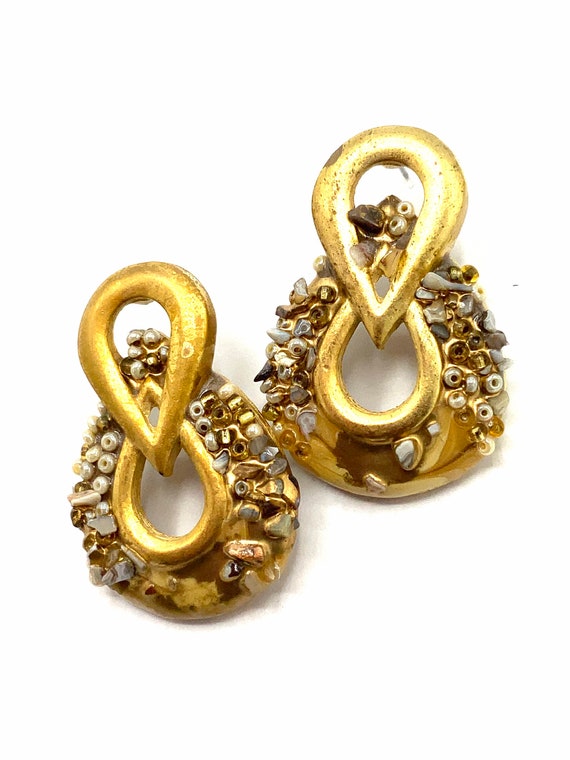 Gorgeous collectible gold tone  sign earring by C… - image 4