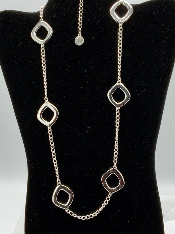 Gorgeous collectible silver tone necklace  by Liz… - image 4