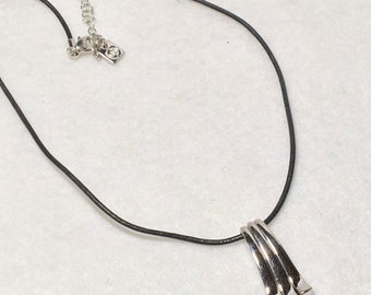 NW Signed Necklace Silver Tone Pendant. - Etsy
