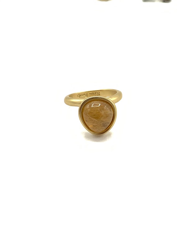 Gorgeous gold and yellow tone ring by Kiam Family… - image 1