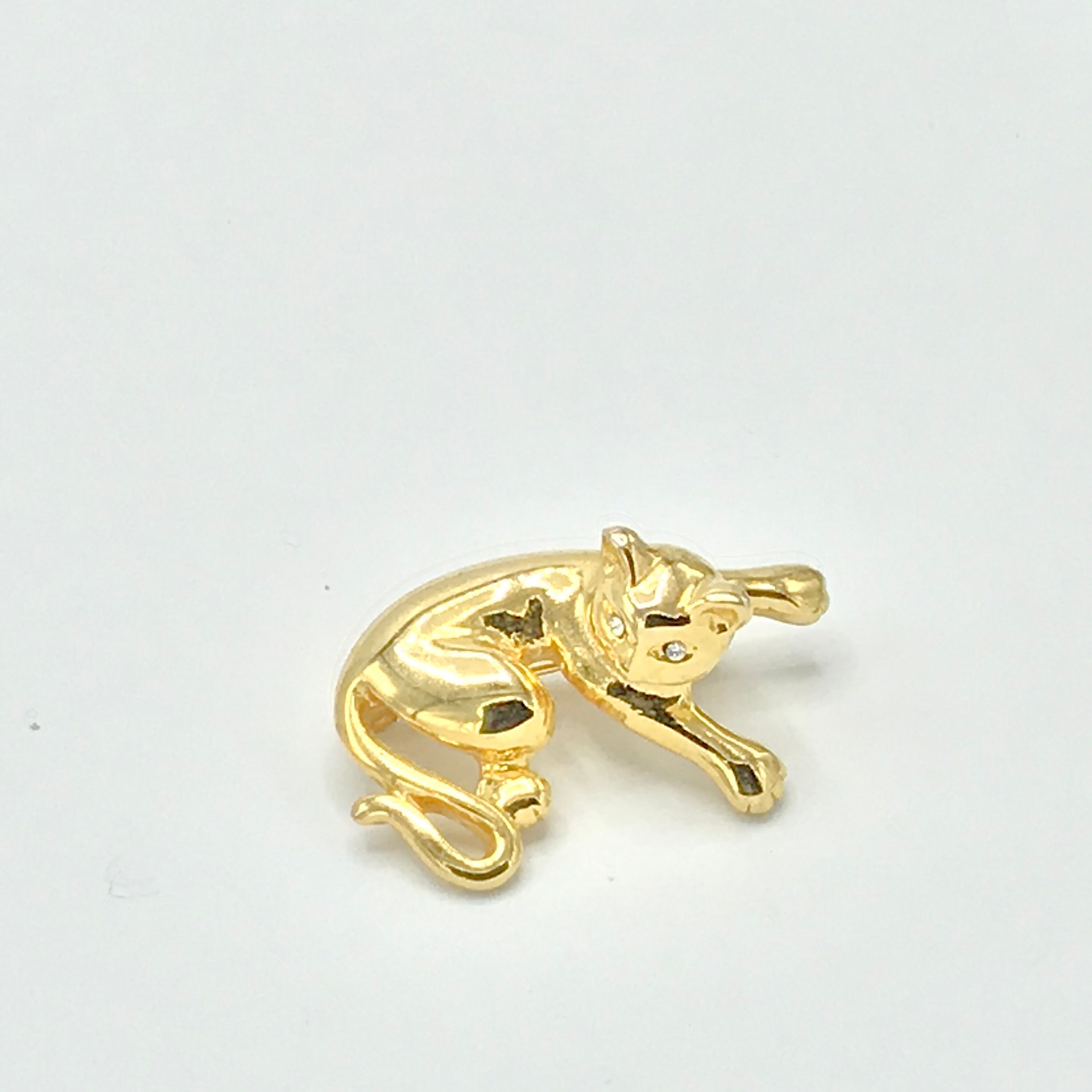 Broche Chat Avec Yeux Et Collier Strass - Alliage Doré 2 Microns - Occasion