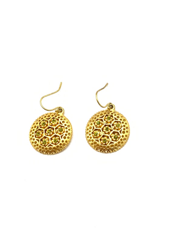 Gorgeous collectible gold and green tone earrings by Premier Designs. Round, hoop, vintage.
