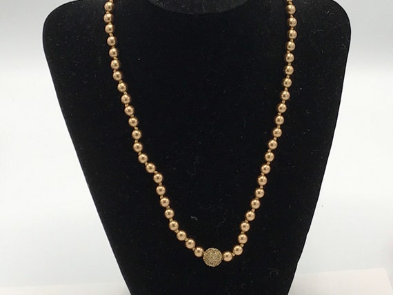 Vintage gold pearl necklace and rhinestone. - image 3