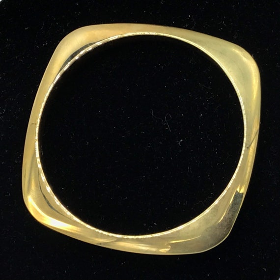 Vintage gold tone bracelet by Cookie Lee. - image 9