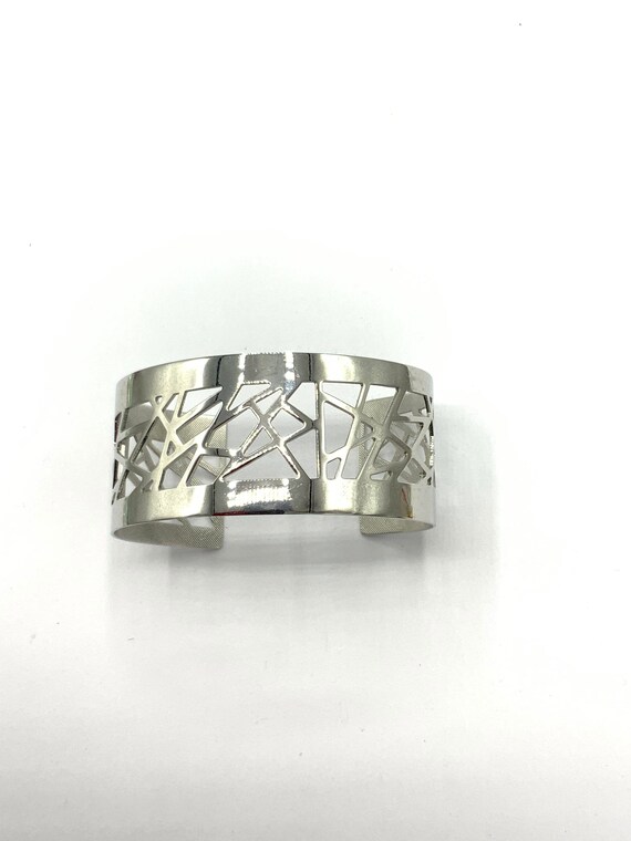 Gorgeous collectible silver tone cuff bracelet by… - image 9