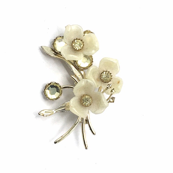 Vintage white flower brooch with rhinestone. - image 1