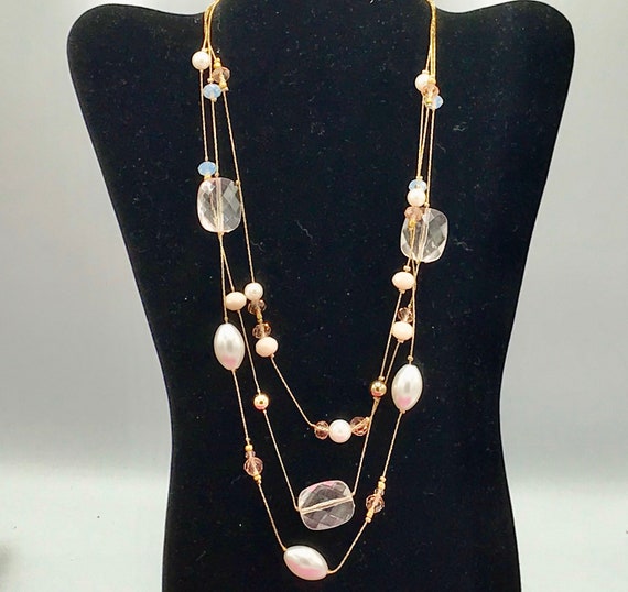 Multiple chains with pearls and crystals beads. - image 4