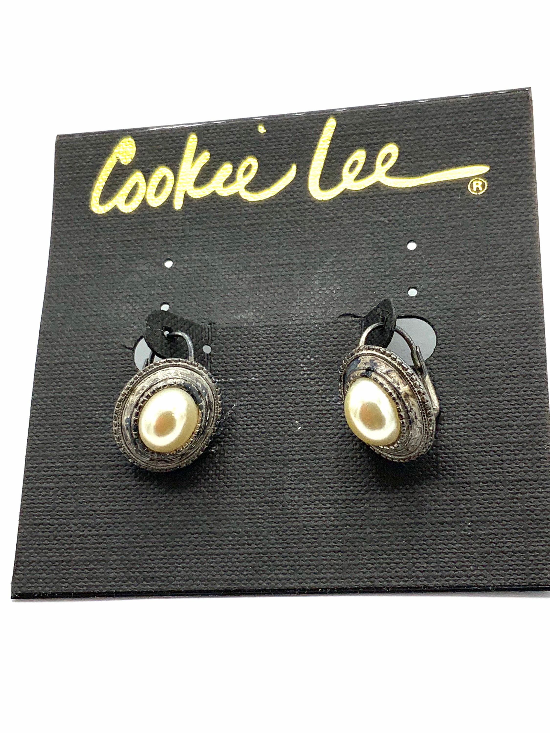 Boucles D'oreilles Cookie Lee - Fausses Perles Entourées De Cristaux, Neuves Avec étiquettes