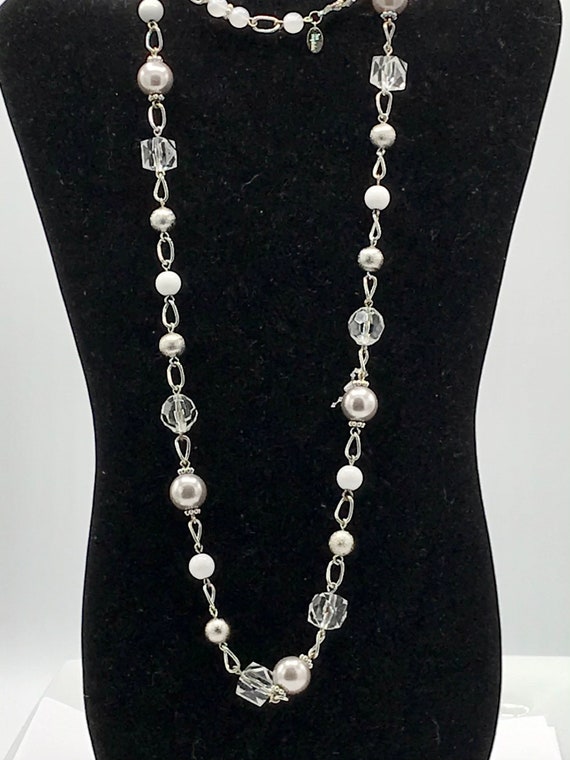 Gorgeous silver and white beads and silver tone c… - image 8