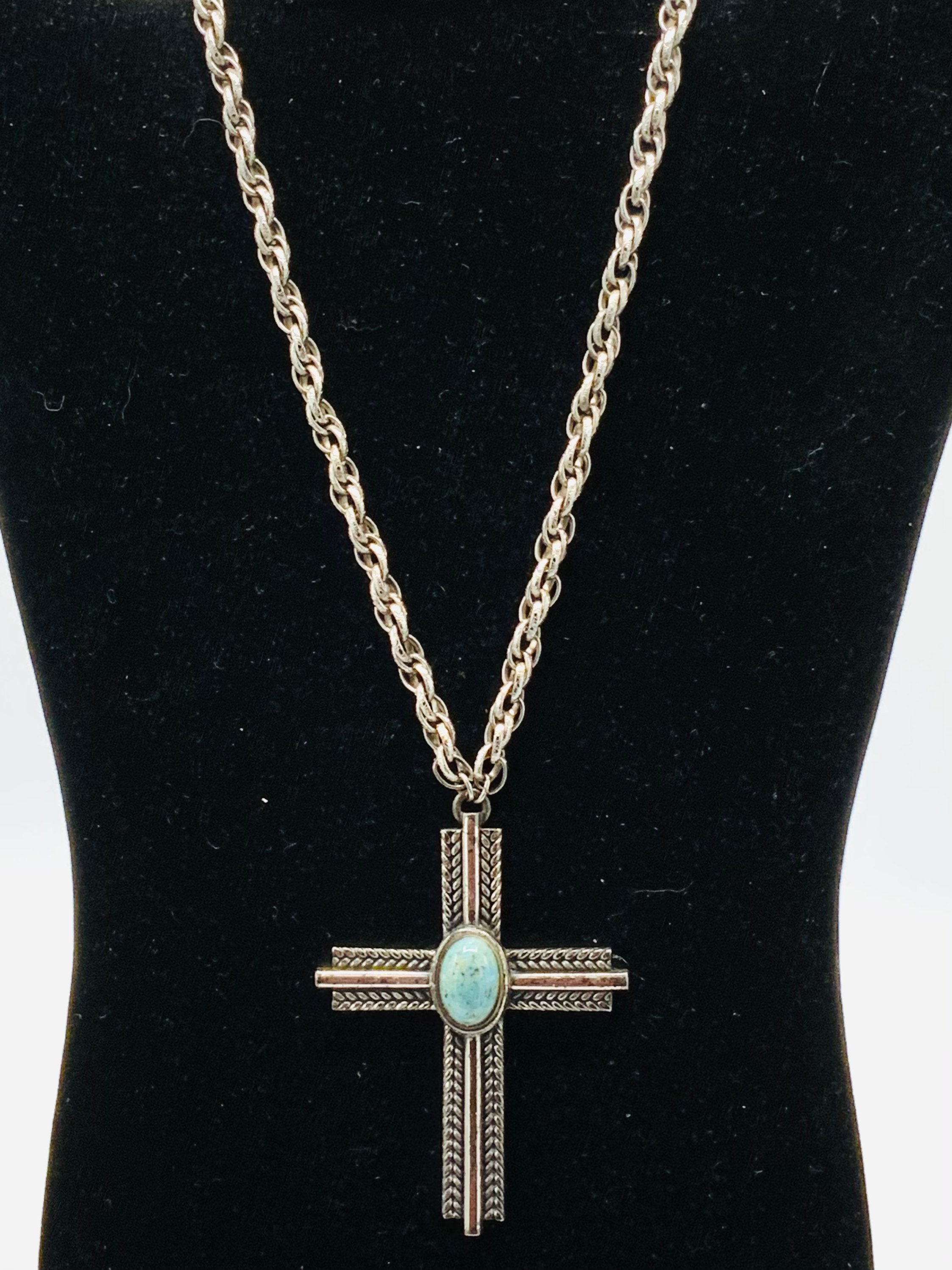 ◆◆nezca ネックレス クリスタル 38cm◆◆ Gorgeous Vintage Napier Cross and Silver Tone Necklace by