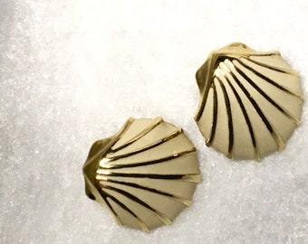 Vintage Monet white and gold tone shell earrings