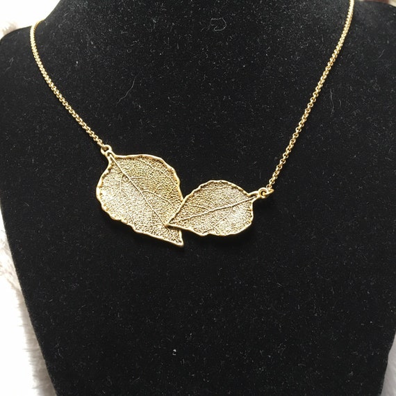 Lia Sophia gold leaves necklace - image 6