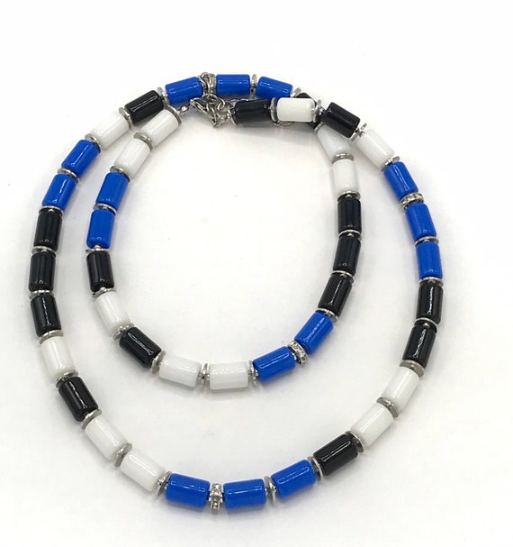 Vintage acrylic beads blue, white and black neckl… - image 8