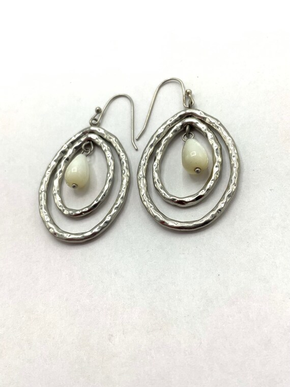 Gorgeous collectible  nickel tone earrings with a… - image 3