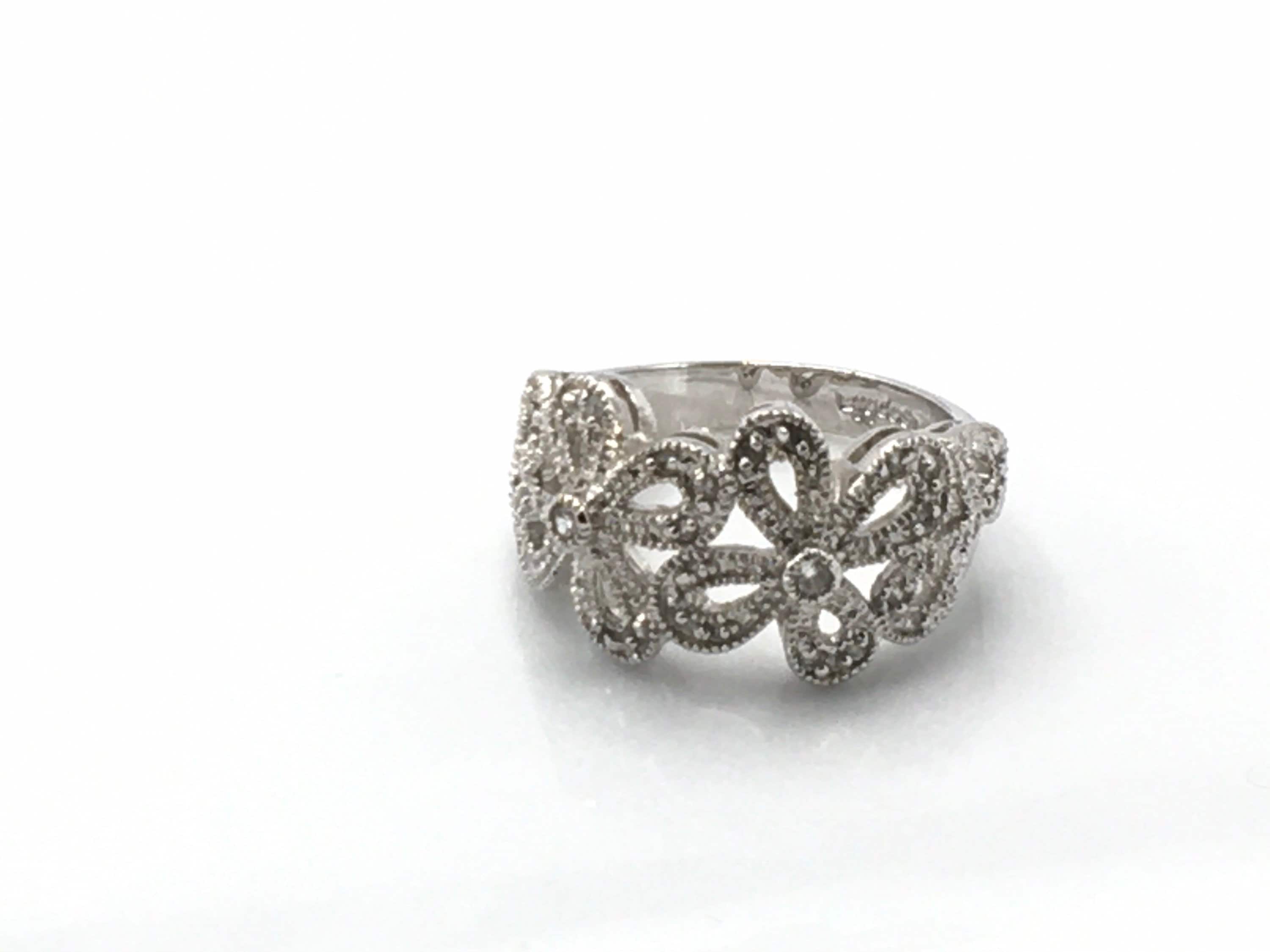 Lia sophia flower ring sale