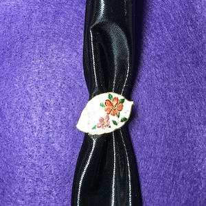 Vintage cloisonne white Bolo tie, slide, clap scarf
