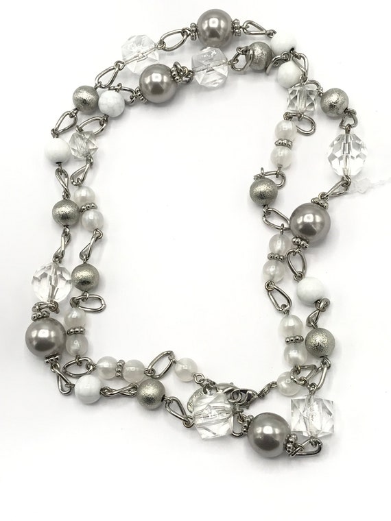 Gorgeous silver and white beads and silver tone c… - image 1