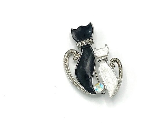 Vintage couple of cats white and black as brooch - image 9