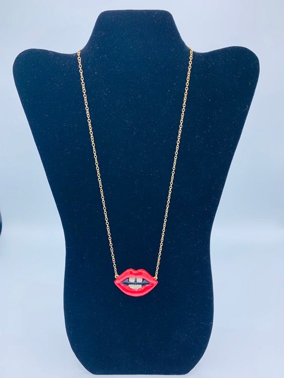 Red Lip necklace  with crystal - image 10