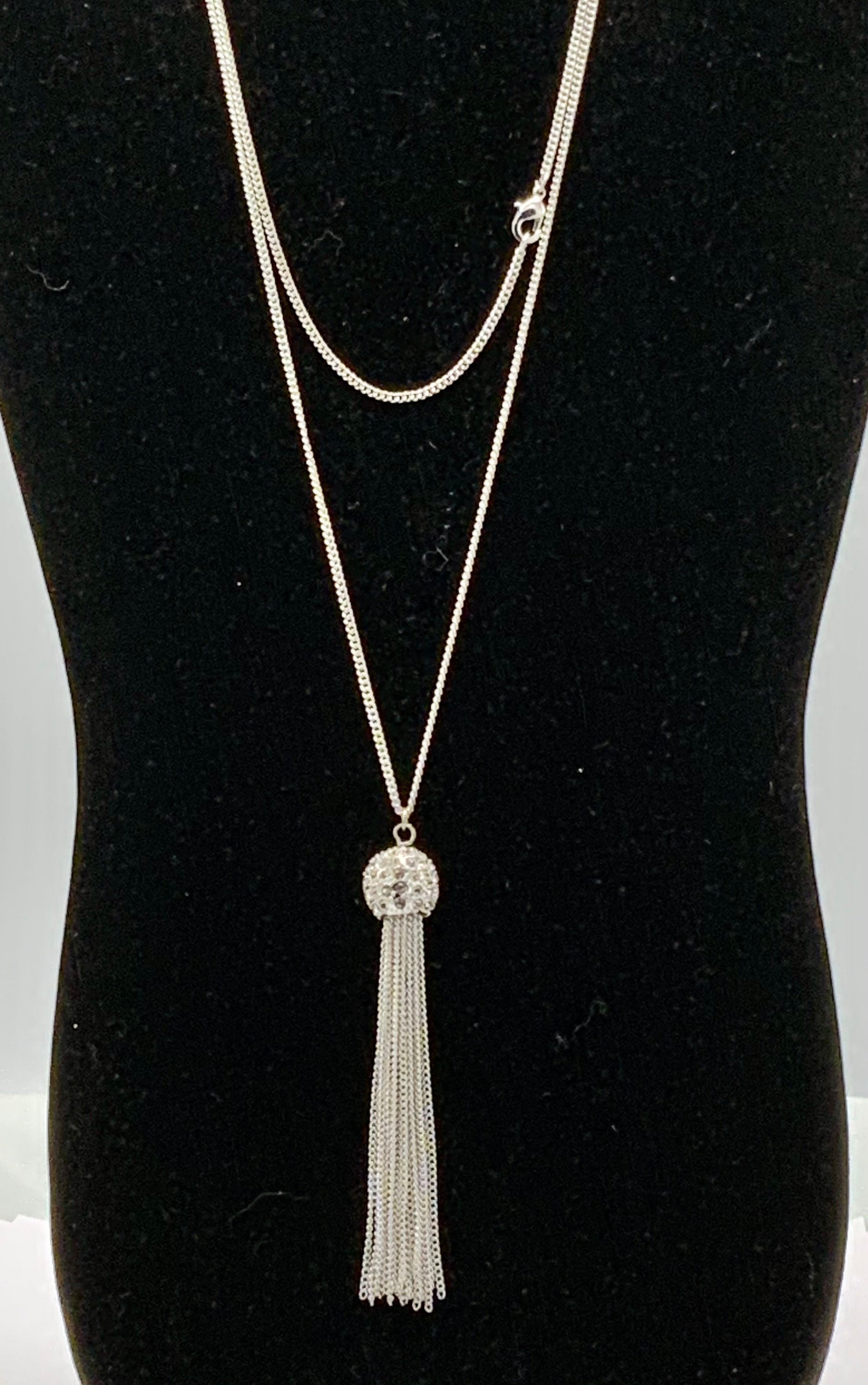 Collier long Métal Argenté, Breloques Cristal, Perles & Plume
