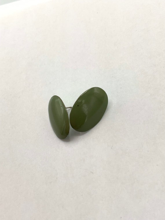 Gorgeous collectible and vintage jade oval earrin… - image 3