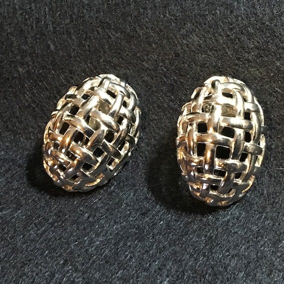 Boucles D'oreilles Clous Argentées De Marque Monet - Occasion En Bon état D'usage