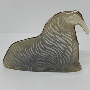 Vtg Abraham Palatnik MCM Lucite Walrus Sculpture Figurine Optic Art 60’s/70’s Brazil GUC