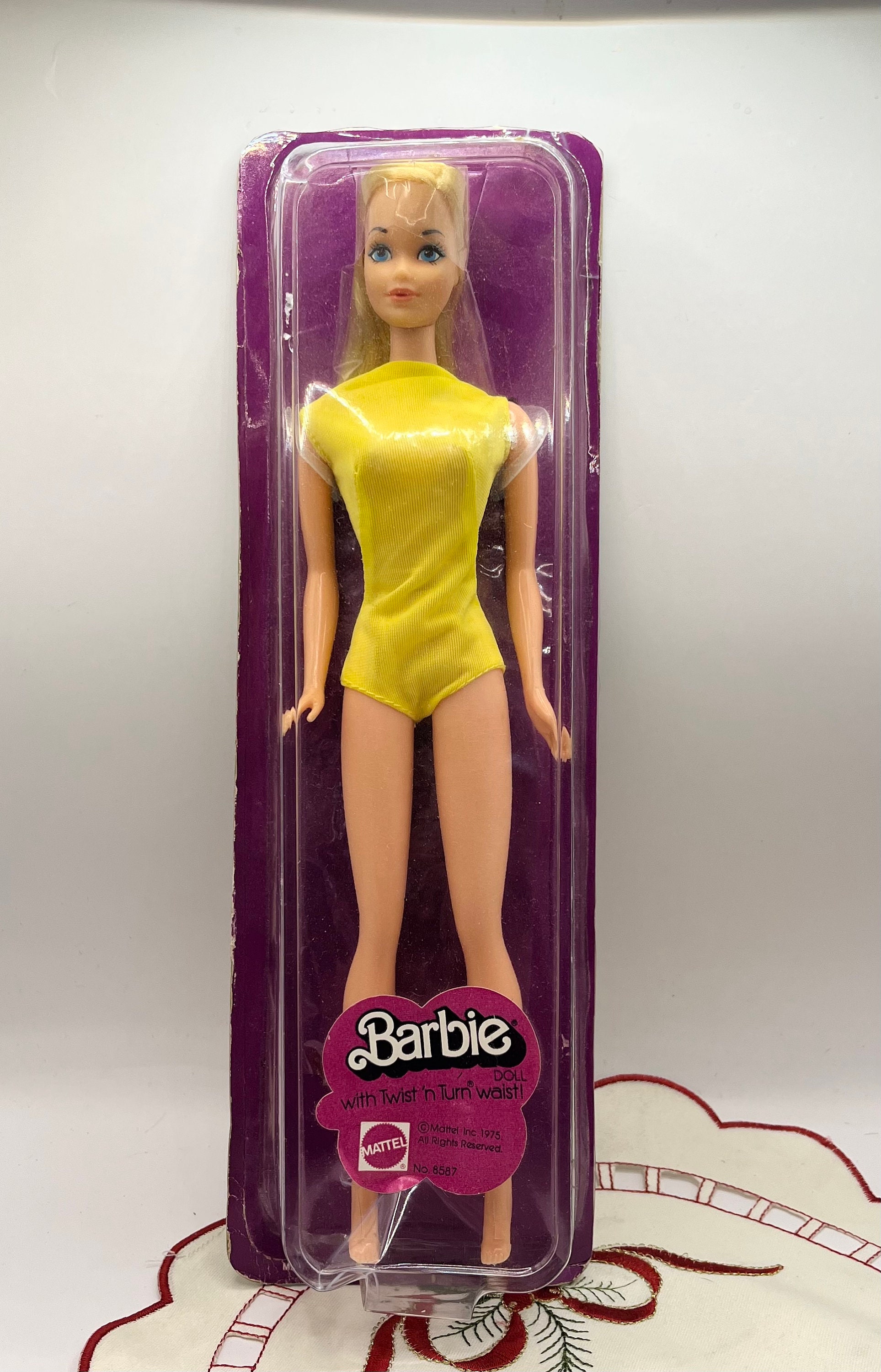 Barbie 1975 mattel clearance