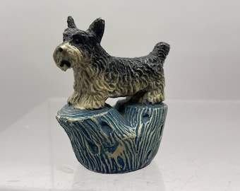 Cinta métrica vintage de celuloide con forma de terrier escocés