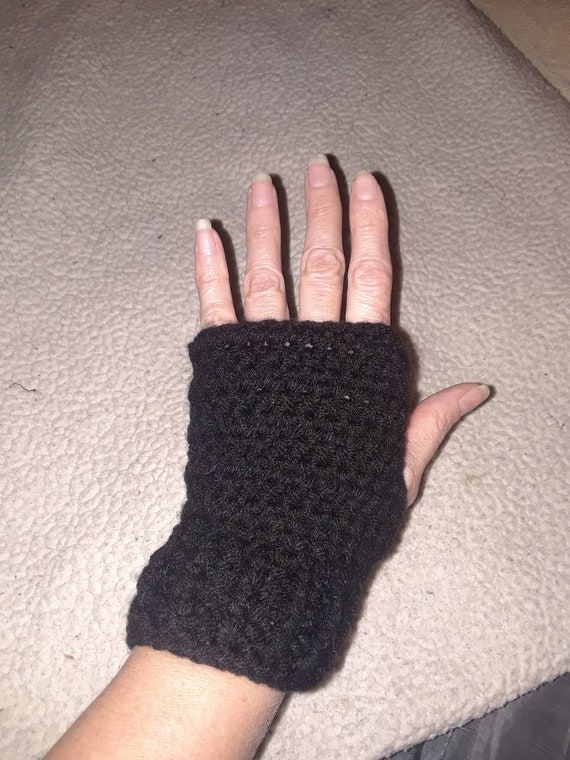 unisex fingerless gloves