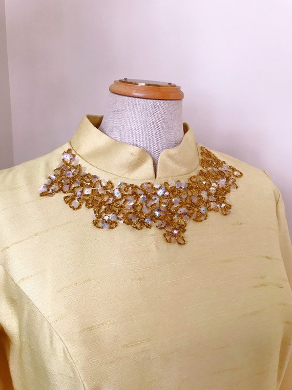 Vintage formal yellow dress with paillettes - image 1